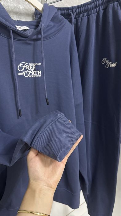 Комплект худи и штанов, сизый цвет — стильный и удобный