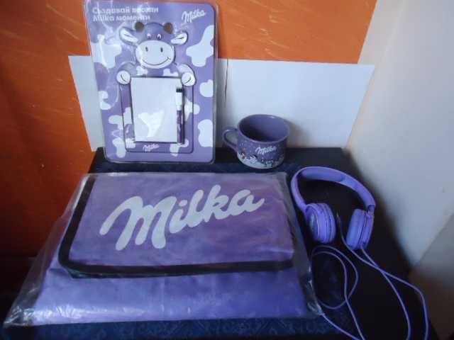 Милка Milka,коледни играчки,чаши,магнити,плюшени играчки,шал, несесер