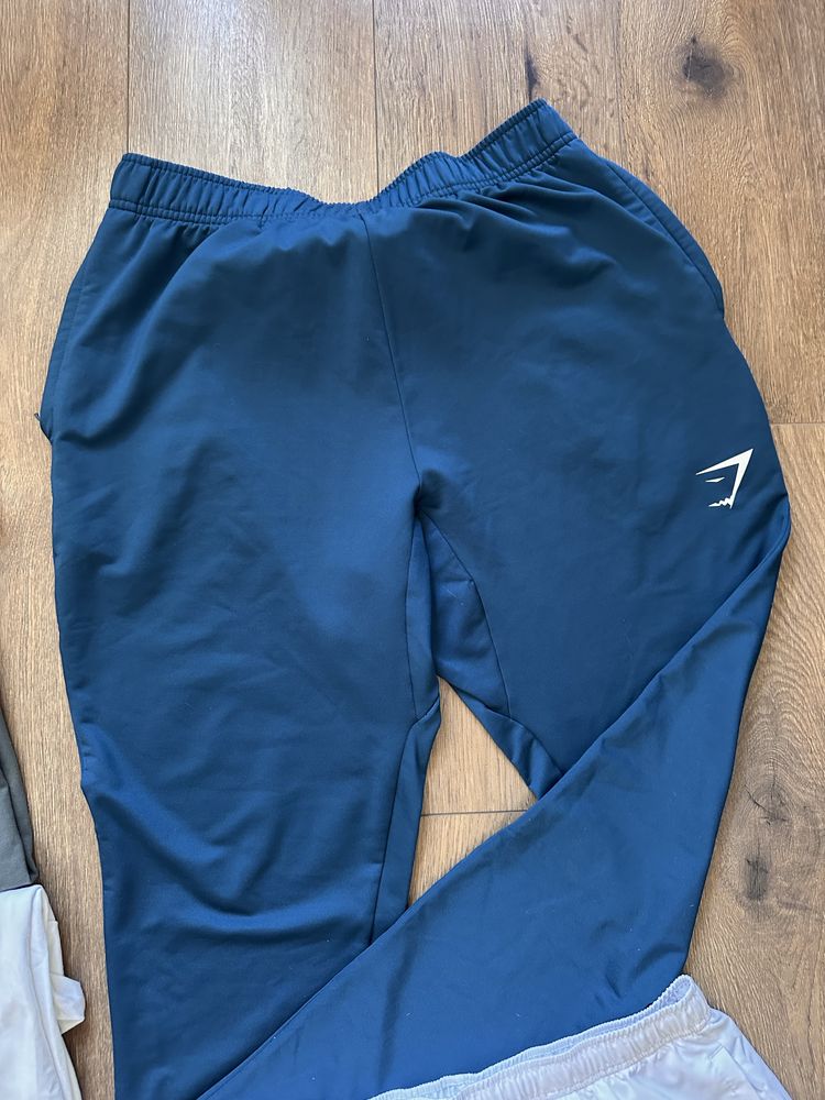 Мъжки дрехи gymshark размер М