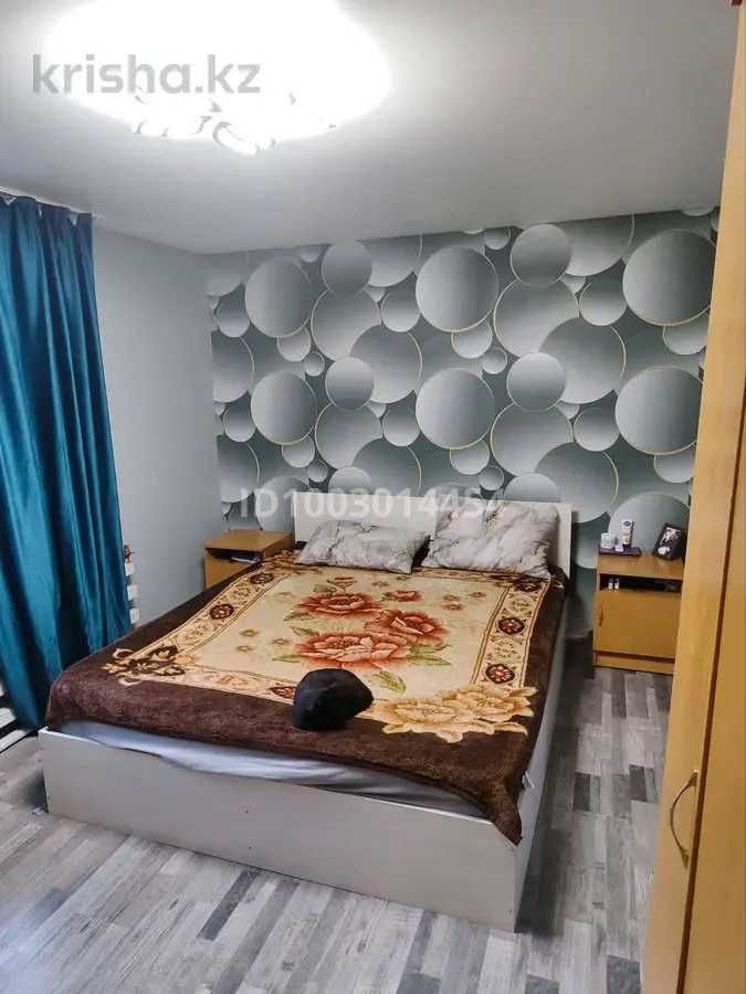 Дом в районе развилки