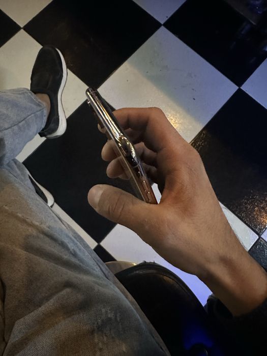 Продается iphone x