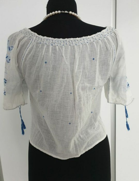 Ie traditionala cu maneca scurta