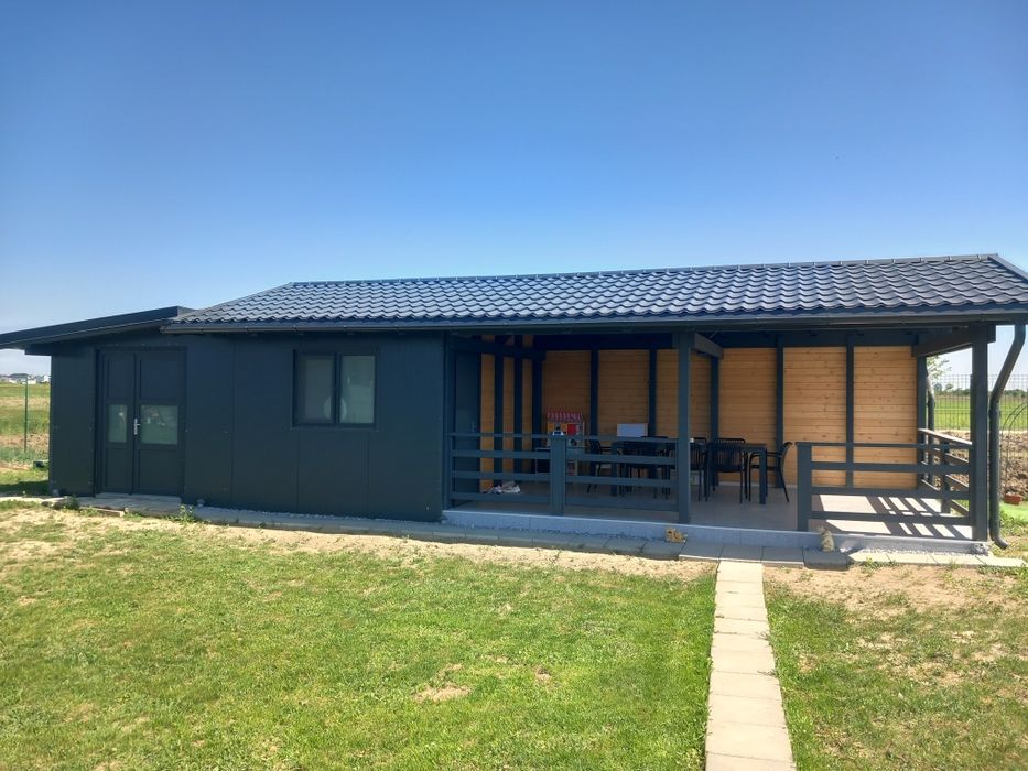 Vând teren intravilan cu terasa