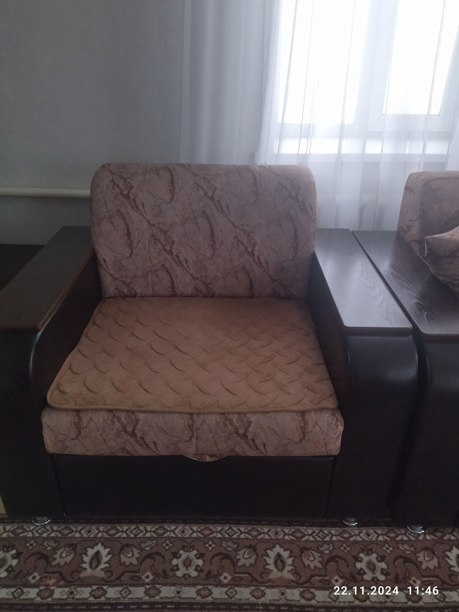 Угловой диван с креслом