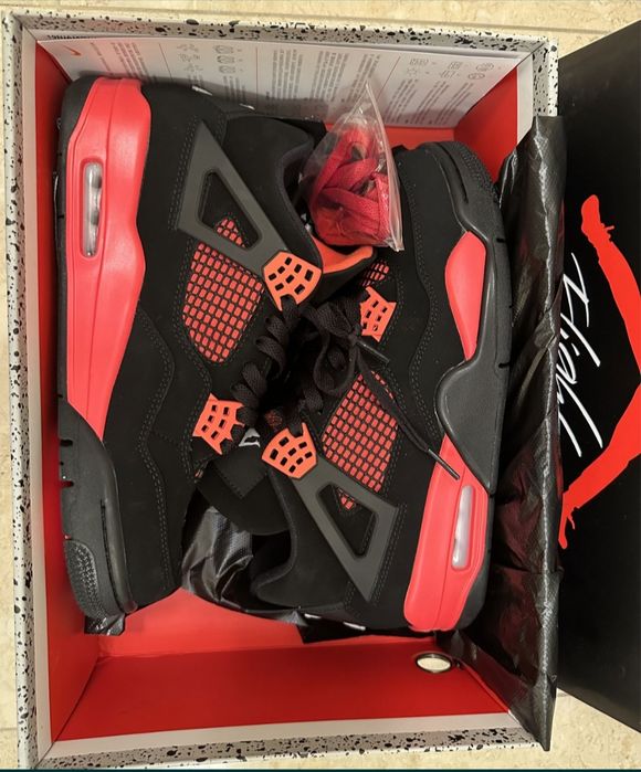 Jordan 4 Retro Red Thunder
