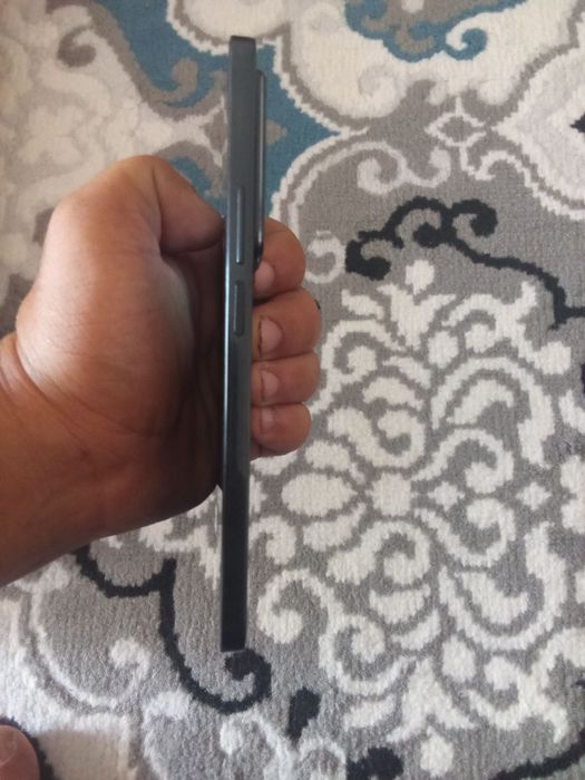 Хонир 200 сотилади йо отмен айфон билан алмаштрман