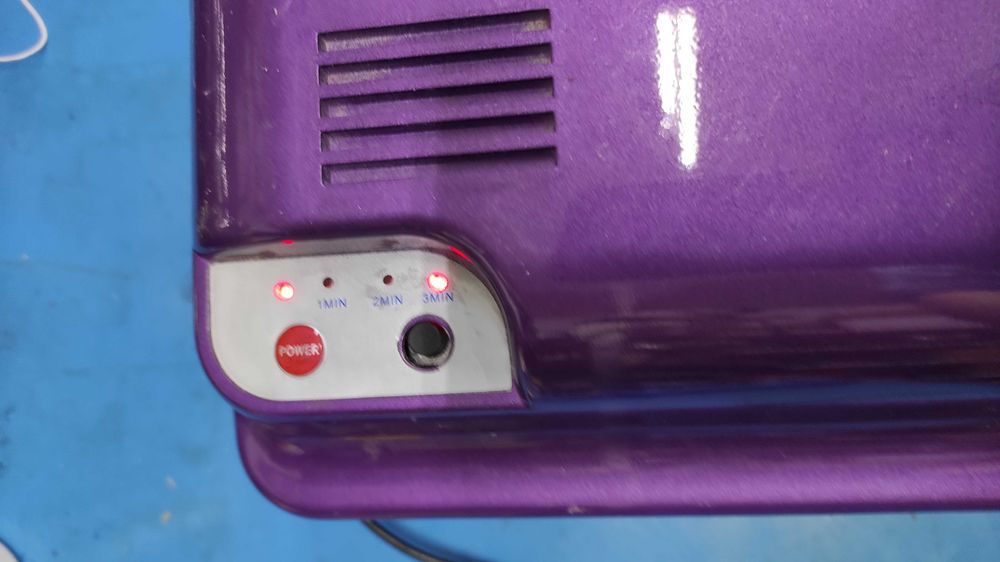 LAMPA ultraviolete pret pe bucata