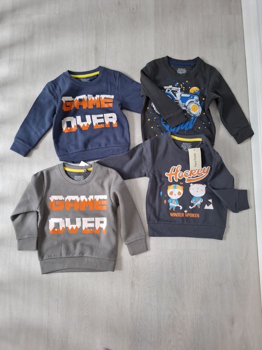 Lot Bluze noi cu etichetă _3 ani