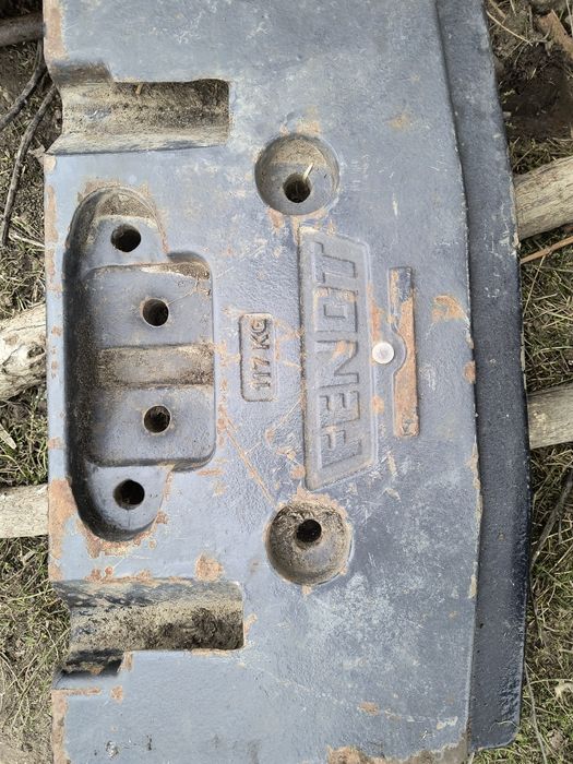 Greutate tractor Fendt