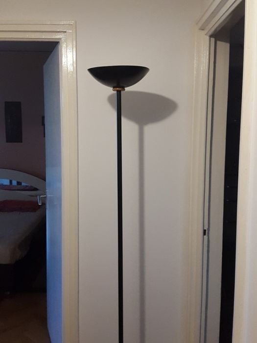 lampa cu picior cu bec halogen