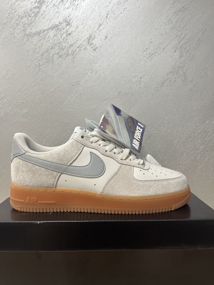 Nike Air Force 1 ‘07 LV8 - 42