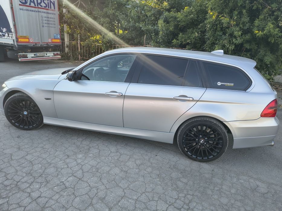 БМВ е91 330хдрайв