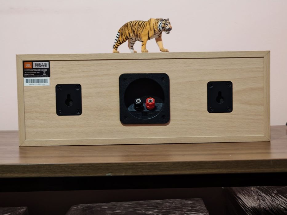 Jbl SCS-178 Center. Boxa premium de înaltă clasă. Ca nouă ! Preț fix.