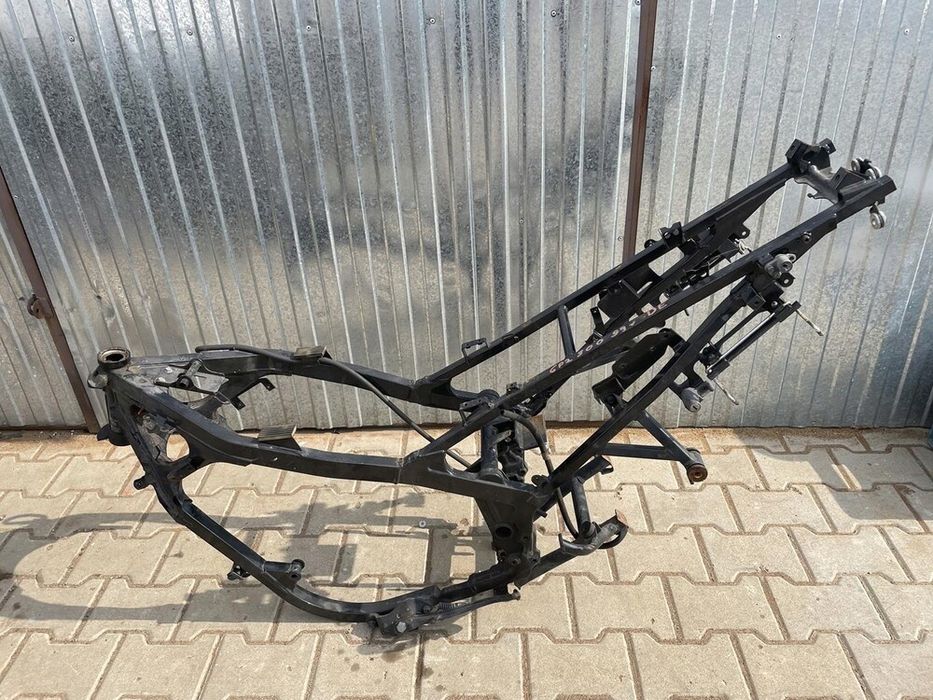 Рама кавасаки Gpz500!