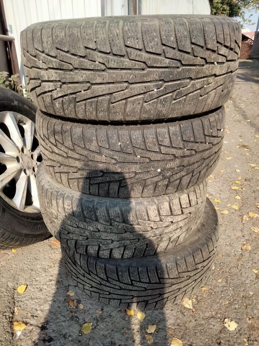 Продам шины 265/60/18