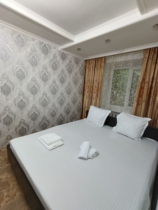 Сдам посуточно 2кв район клиника Айгерим ,доверие