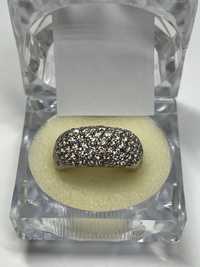 Золотое кольцо с бриллинтами