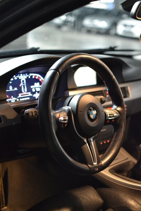 Bmw seria 3 e90 220cp 325i pachet m