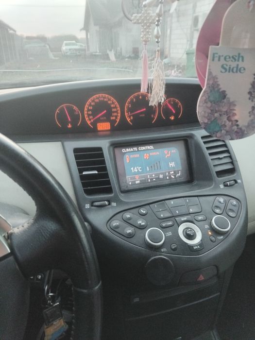Vand sau schimb nissan primera p 12