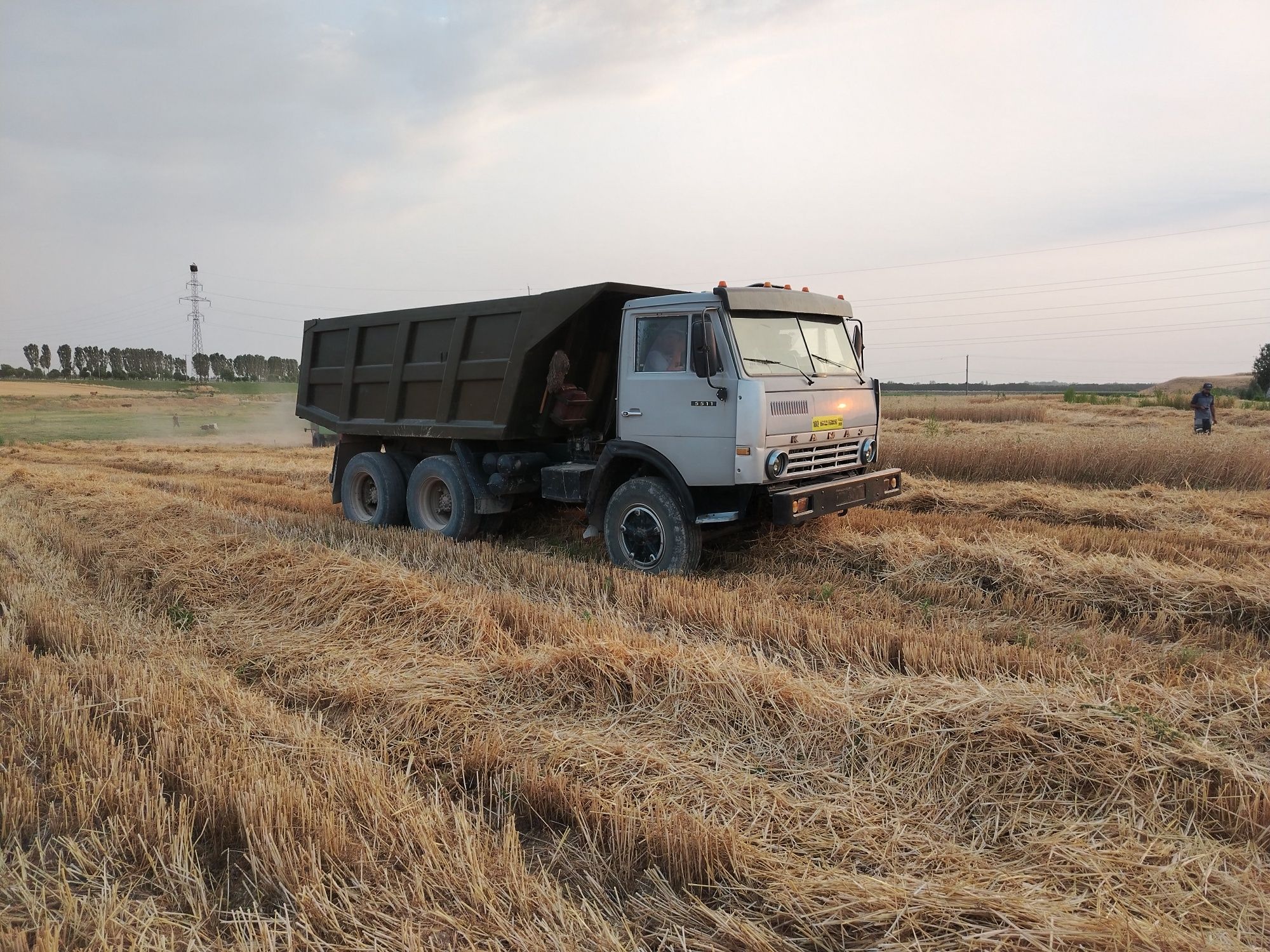 Kamaz sotaman ҳолати урта