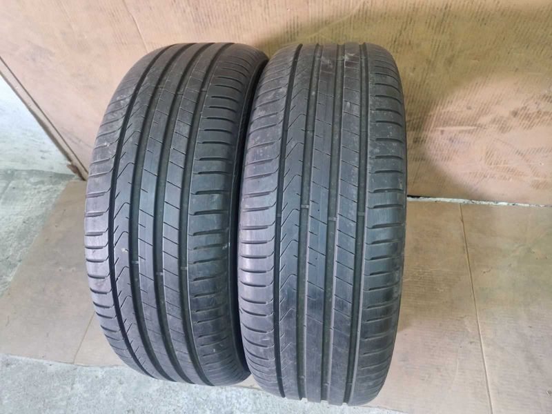 2 Pirelli R19 245/50
летни гуми Runflat 
DOT0622
