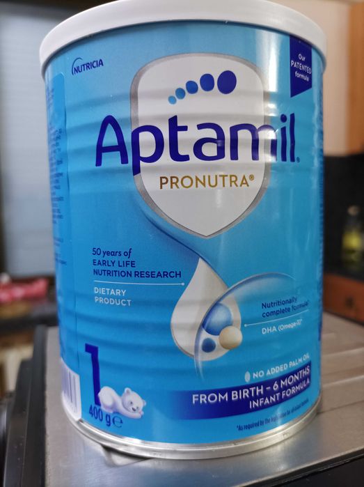 Адаптирано сухо мляко Aptamil