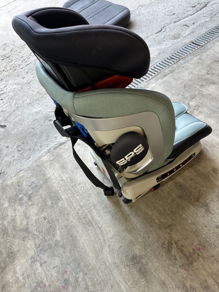 Детско столче kikka boo isofix