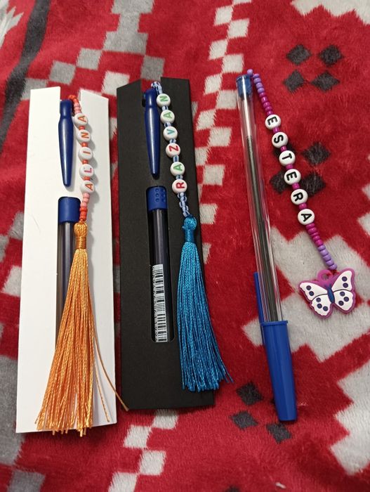 Pixuri personalizate cu nume