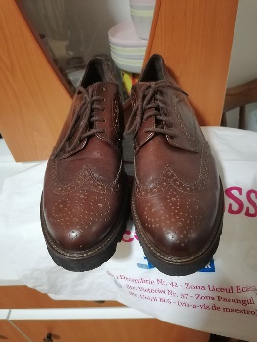 Pantofi bărbat noi (măsoară 29 cm la exterior)