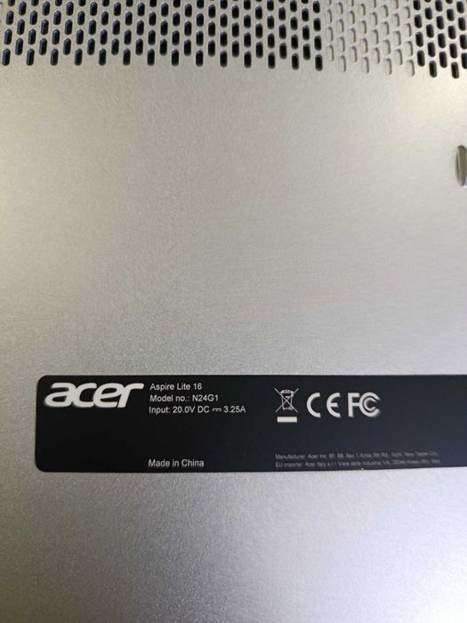 Noutbook Acer sotiladi