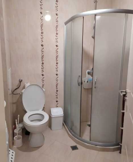 Дава се под наем Двустаен апартамент в Бургас, Славейков - 60 кв.м за 245 € - Снимка #1