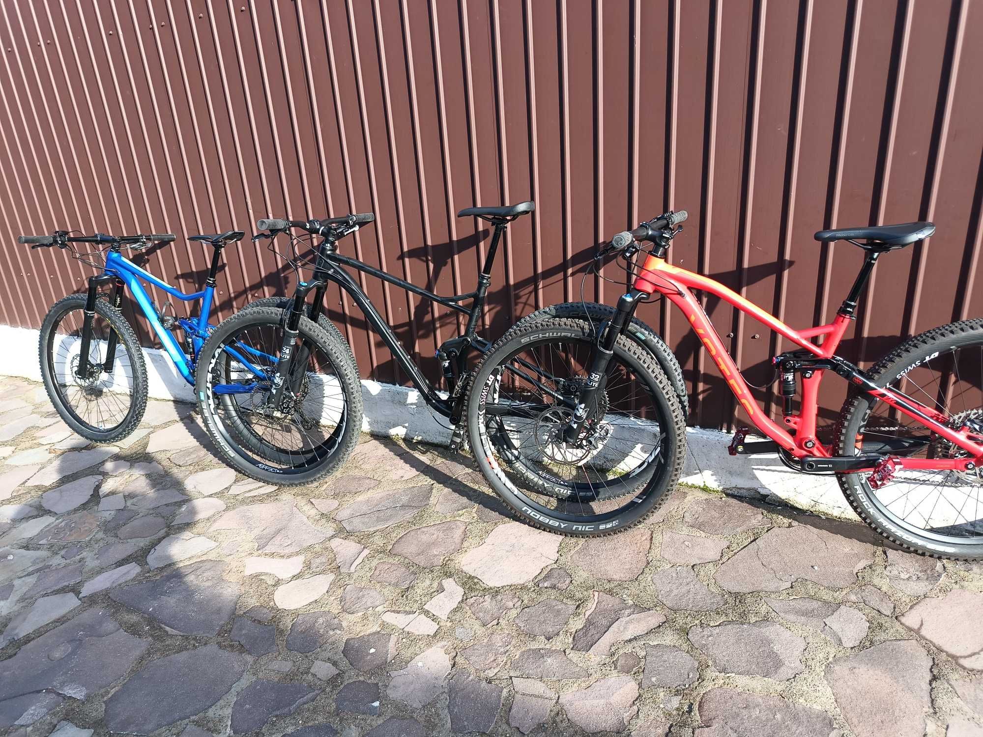 Biciclete full suspension Radon Skeen  Votec VXS  Merida one 20