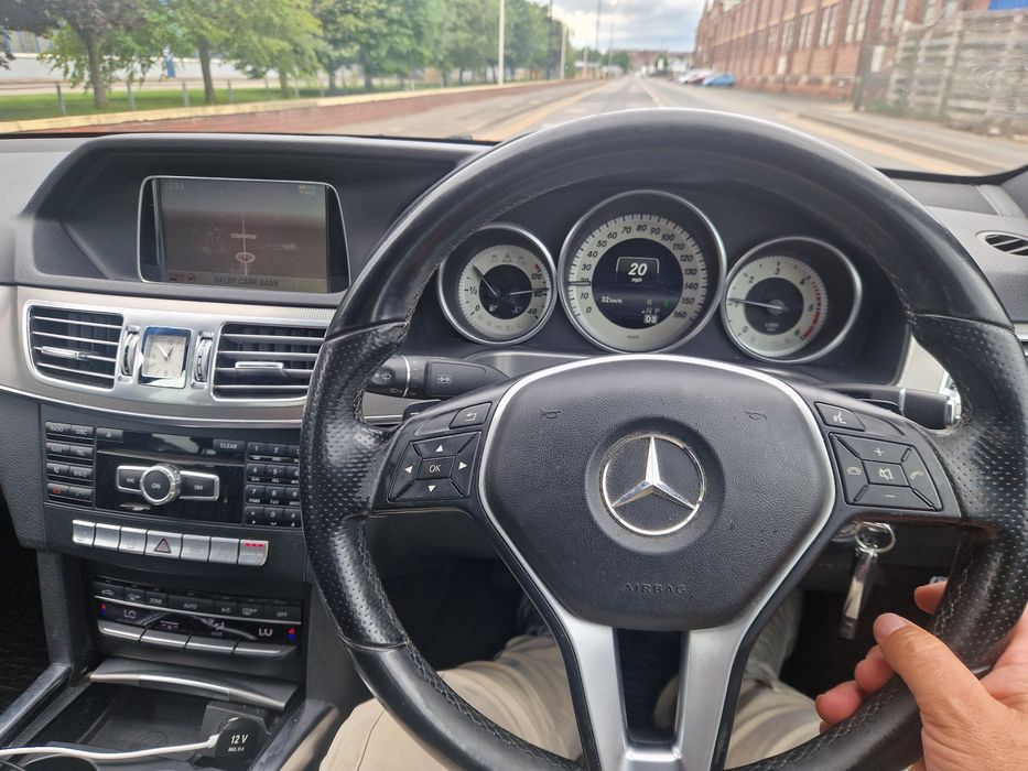 Vand  sau dezmembrez mercedes w212 e class facelift fata , spate