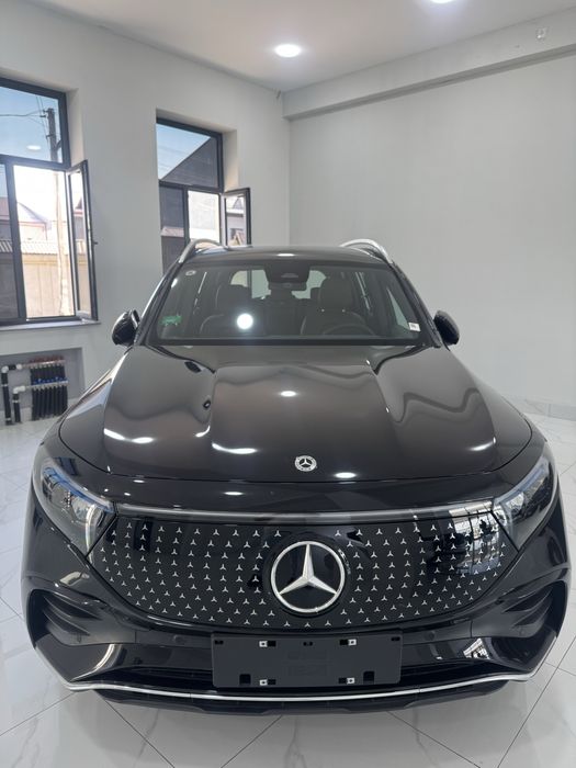 Mercedes-Benz EQB 260