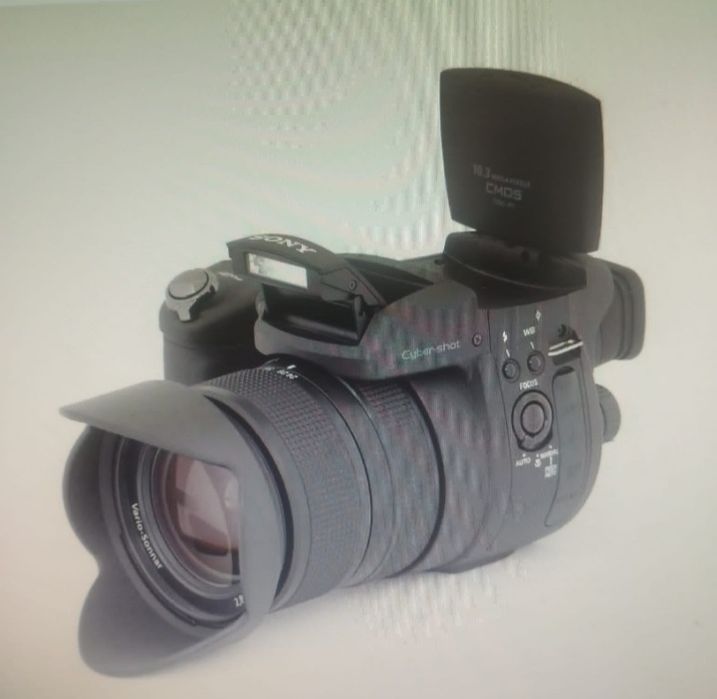 Продам фотоаппарат Сони