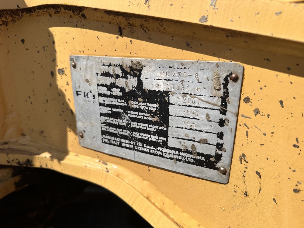 Miniexcavator Komatsu PC27R, 2800 ore, an 2001, 4 cupe