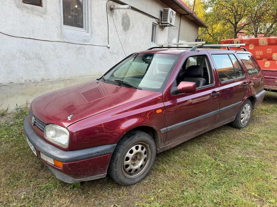Vând Volkswagen Golf 3