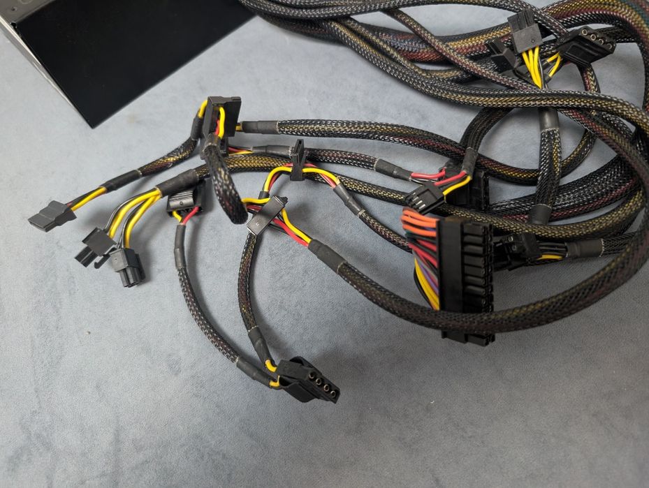 Thermaltake 550w 80+