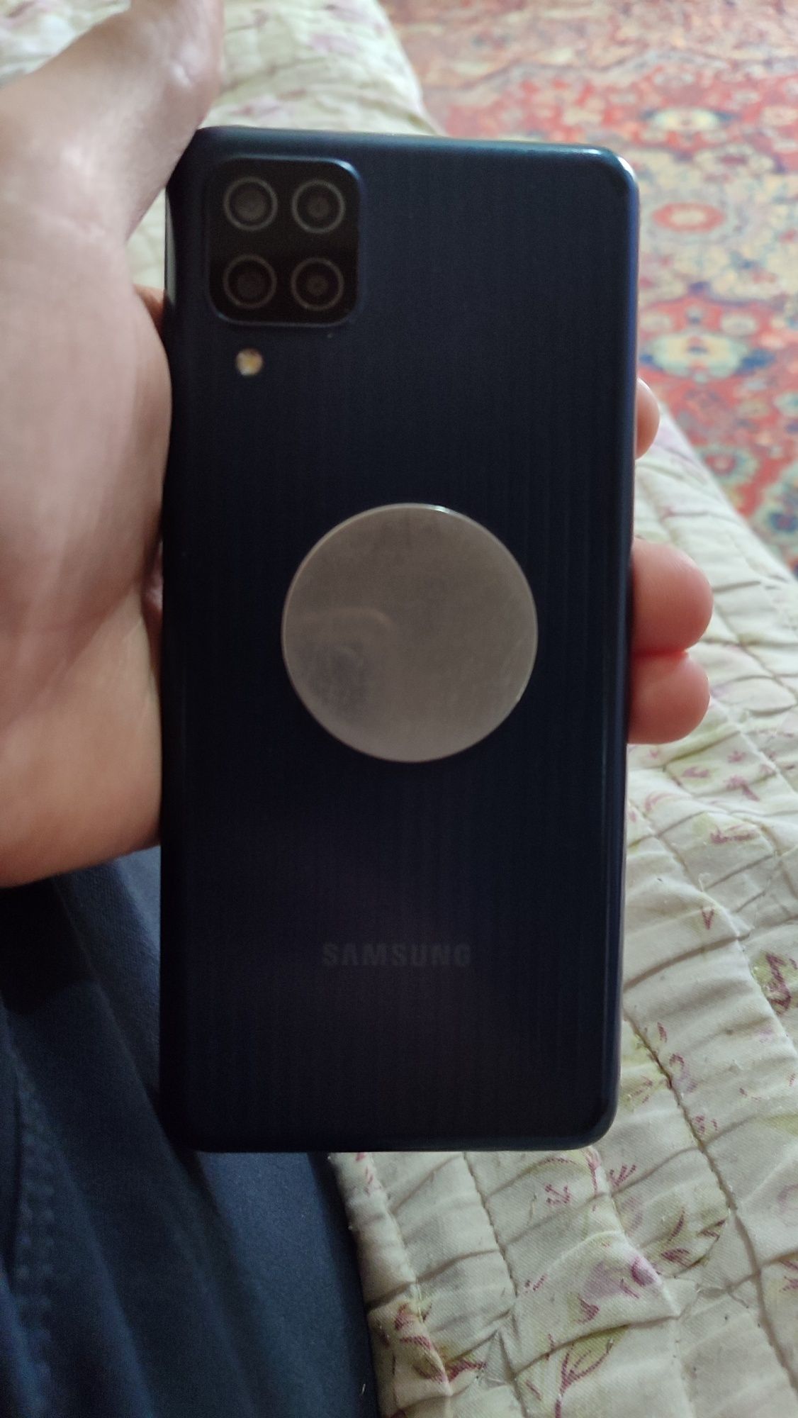 Samsung m12 sotiladi
