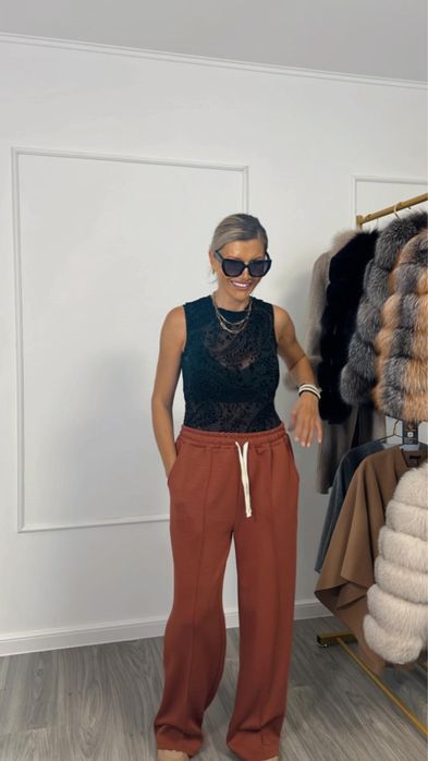 Pantaloni casual culoare senzationala pentru sezonul rece