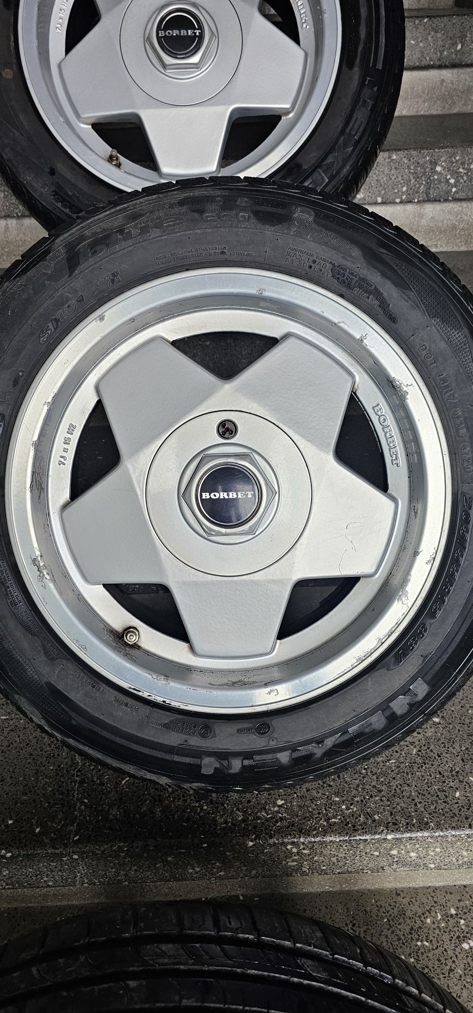 Джанти Borbet a 15 4x100 с летни гуми