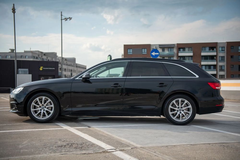 Audi A4 Audi A4 Quattro B9 an 2017 2.0 TDI 190CP Automat ACC Line camera blind