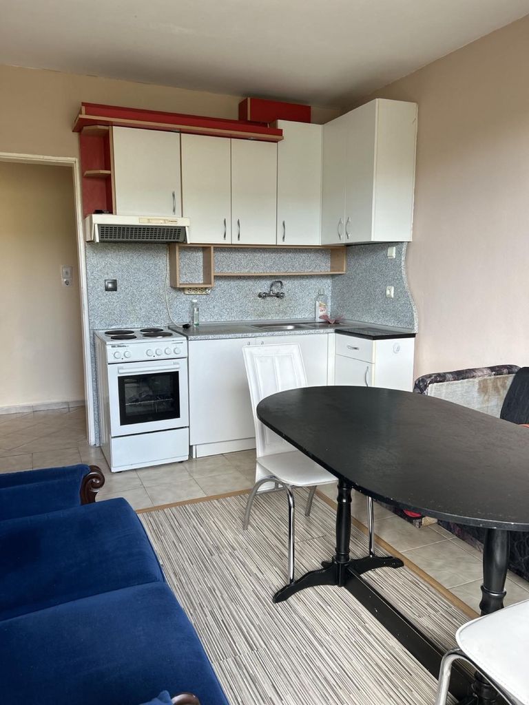 Дава се под наем Тристаен апартамент в Варна, Левски - 65 кв.м за 510 € - Снимка #6