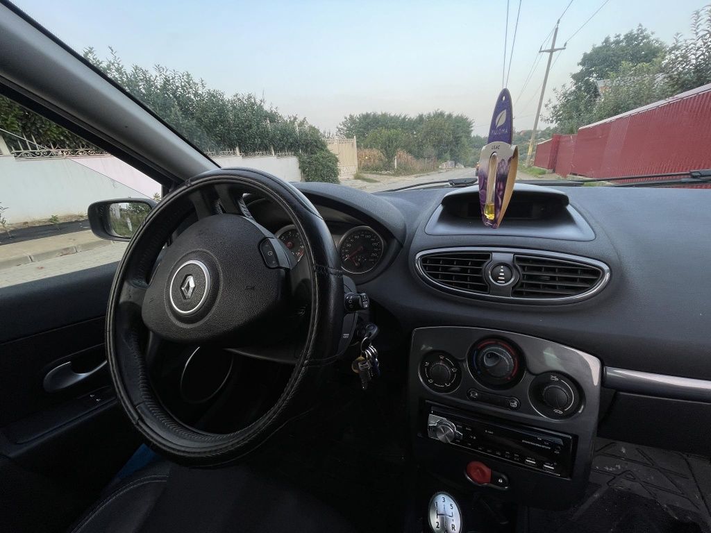 Clio 3 1.2 benzina