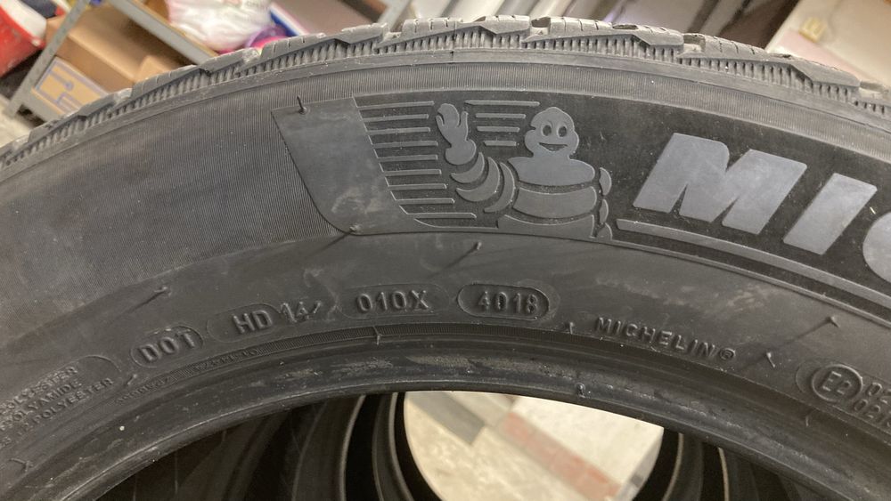 4 бр. Зимни гуми Michelin Pilot Alpin 5 ZP 225/60/18 104H
