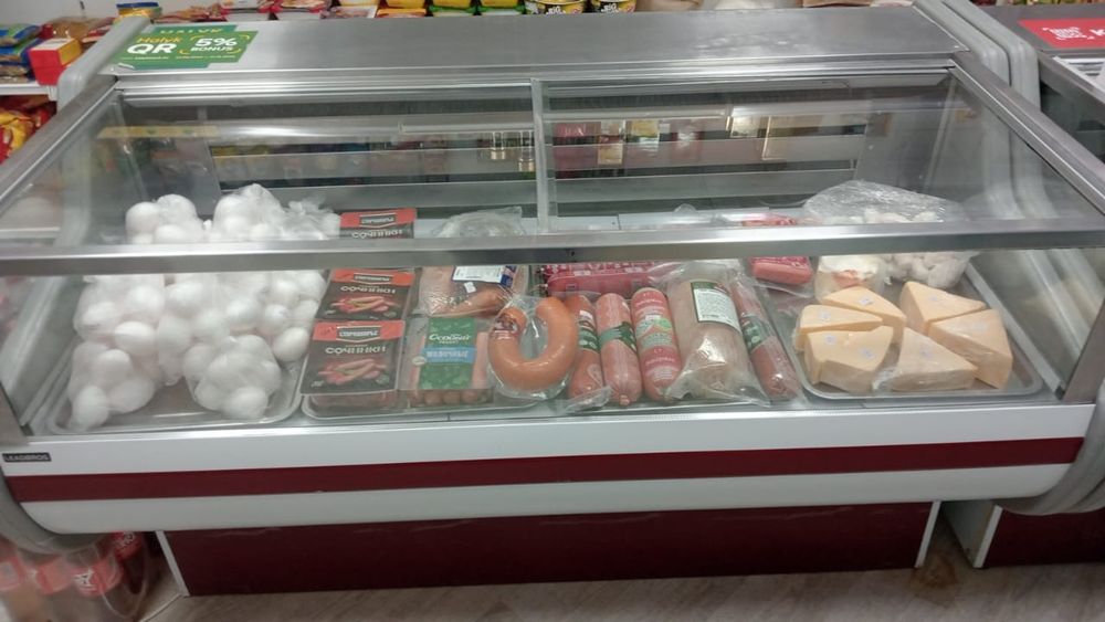 Продам ветринный холодильник