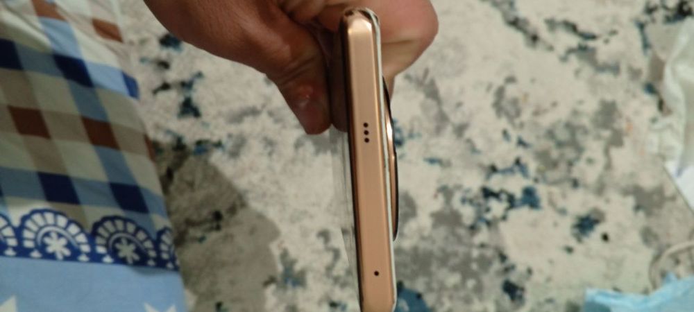 Realme 11 pro + 5g xotirasi 512 gigabayt operativkasi 12+12