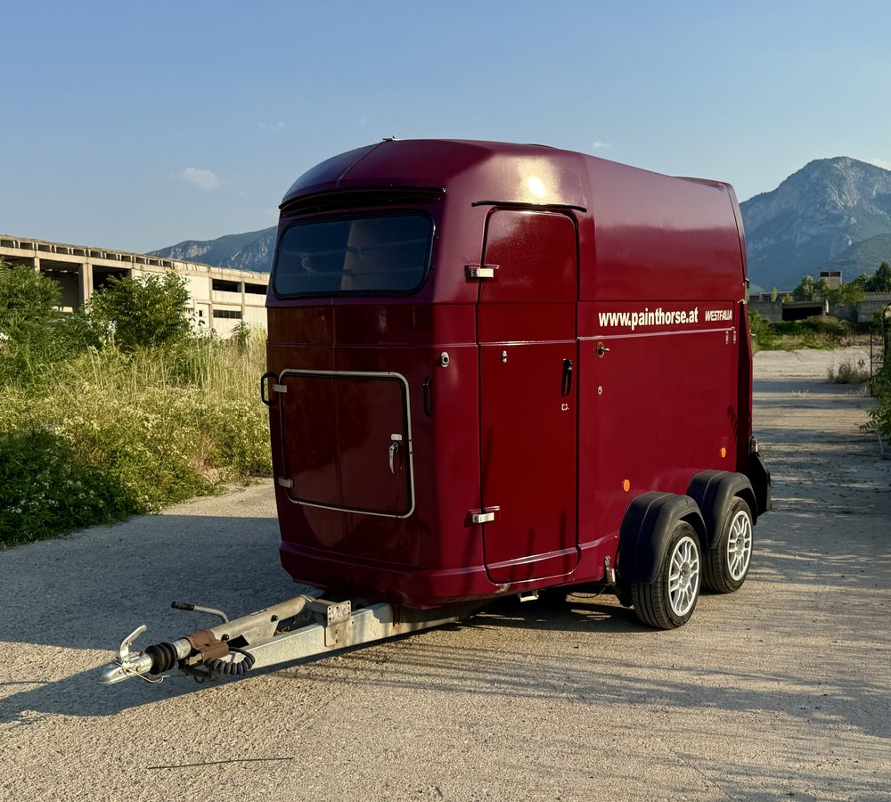 Ремарке за коне WESTFALIA