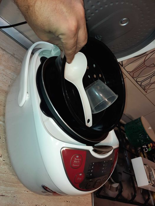 Multicooker Tefal rosu 12 programe
