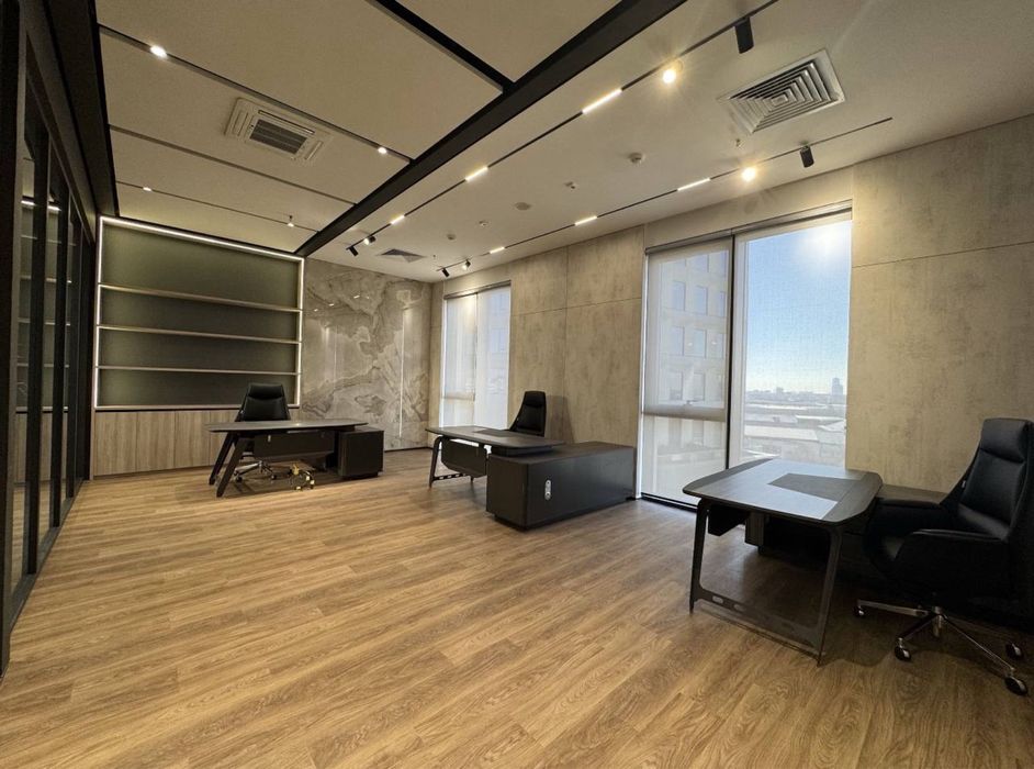 Trilliant | Сквер - Сдается в аренду Евро офис с мебелью 98м2